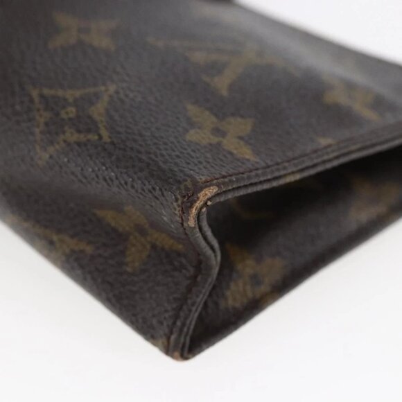 LOUIS VUITTON Monogram Poche Toilette 15 Pouch - Picture 14 of 16